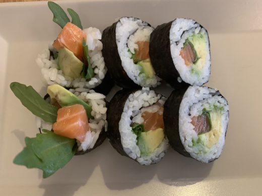 3001. Futomaki With Salmon And Avocado